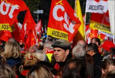Quelle entreprise a publi une petite annonce le 16 mai pour trouver un repreneur  son usine d'Angers aprs en avoir dpos le bilan ?