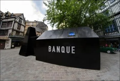 Quelle banque de dtail trangre a dcid de quitter la France, pas assez rentable, estime-t-elle ?