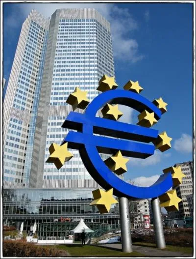 Que permettent les eurobonds (ou euro-obligations), voulus par Franois Hollande mais rejets par Angela Merkel ?