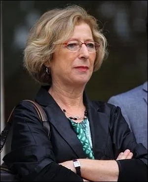 O a t nomme Genevive Fioraso ?