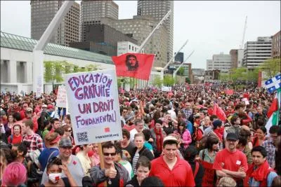 Que prvoit la  loi 78  adopte par le Parlement du Qubec le 18 mai et trs conteste par les participants du  printemps rable  ?