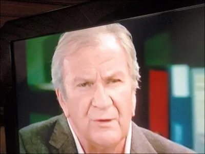 Dans cette srie, Pierre Mondy, alias commissaire Cordier, lutte contre le crime sans son juge de fils !