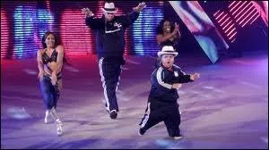 Quel est le vainqueur entre Brodus Clay et The Miz dans un match simple ?