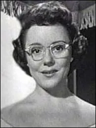 Ici dans l'un de ses rles, Patricia, qui est la fille de ?