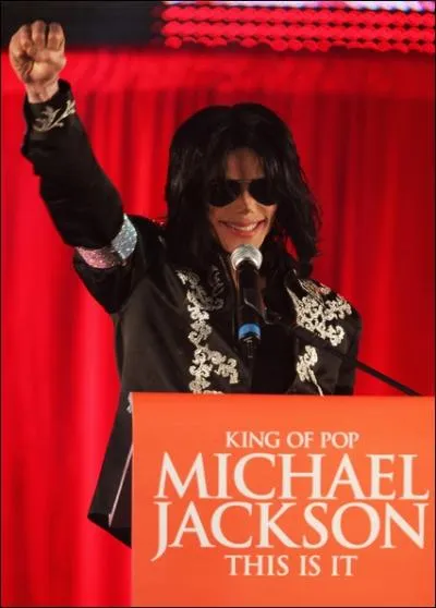 Combien d'albums Michael a-t-il vendu  ce jour ?