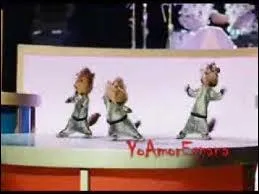 Quelle chanson les Chipmunks sont-ils obligs de chanter en Playback  cause de leur extinction de voix ? (1)