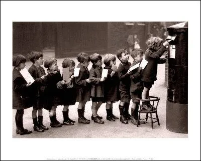 D'o provient l'expression   la queue leu leu  ?