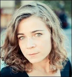 Quelle est son identit ?