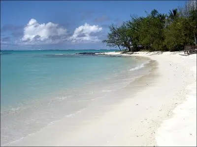 Les les d'Hyres sont...