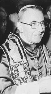 Mort  l'ge de 65 ans, il tait surnomm en Italie le  Pape du sourire . Son pontificat ne dura qu'un mois et deux jours, durant l'anne 1978 :