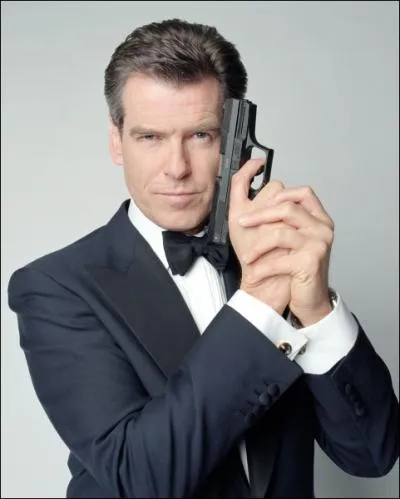 Combien de film a fait Pierce Brosnan dans le rle de James Bond ?
