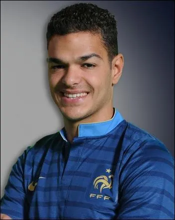 Qui est ce footballeur ?