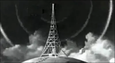 Logo que l'on voit rgulirement aux sances cin-club  la tl tard le soir. De qui s'agit-il ?