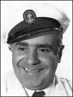 ''Il était là dans ce fauteuil / Mon spectateur du premier jour / Comme un père débordant d'orgueil / Pour celui qui prenait son tour''