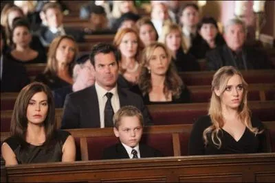 A quel enterrement assistent-ils ?