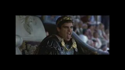 Comment se nomme le serviteur du gnral Maximus ?