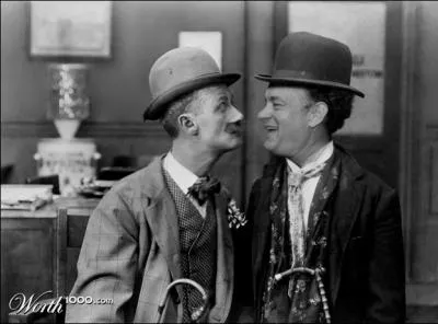 Trouvez cet immense acteur,  droite de la photo !