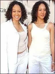 Nous avons jou dans 'Sister, sister'. Qui sommes-nous ?