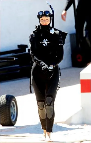 Difficile de la reconnatre ! Un indice, chez vous, l'agent 0 de  Men in Black 3  !