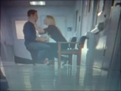 Dans la saison 4, Chuck demande en mariage Sarah. O ?