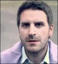 Quelle est son identit ?