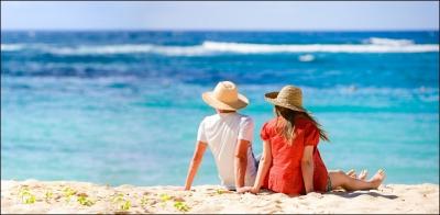 Le jour, c'est--dire dans une condition d'clairement important, les btonnets sont saturs et les cnes sont actifs. L'acuit et la vision des couleurs sont optimales. On parle de vision...