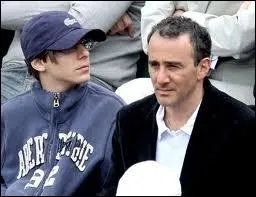 Quel humoriste franais pouvait-on voir  Roland Garros cette anne ?