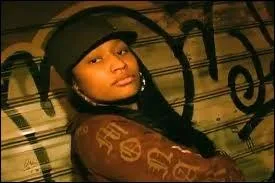 Qui est cette chanteuse ?