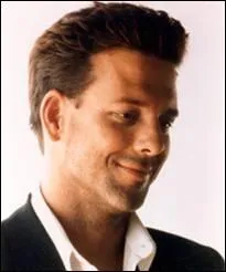 Qui est cet acteur et ancien boxeur amricain, connu dans '9 semaines et demi' ?