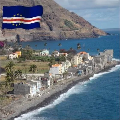 Pays insulaire africain, ancienne colonie portugaise... .