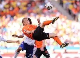 Comment appelle-t-on ce mouvement au foot ?