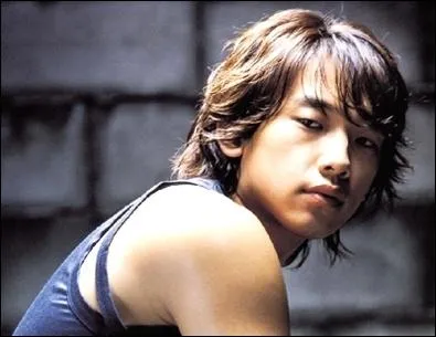 De quel groupe fait-il partie ?