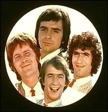 Pour finir : les plus grands peut-être... Ils nous ont donné les plus beaux joyaux de la chanson française ! Ajoutez à cela une carrière époustouflante au cinéma... Ils n'ont pas chanté :