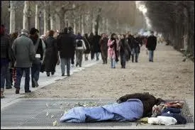 Combien y a-t-il de personnes vivant sous le seuil de pauvret en Suisse ?