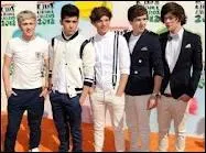 Danielle est la petite amie de...