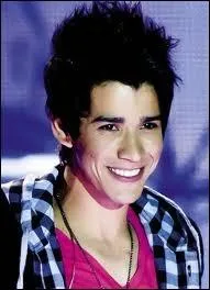 Qui est ce chanteur ?