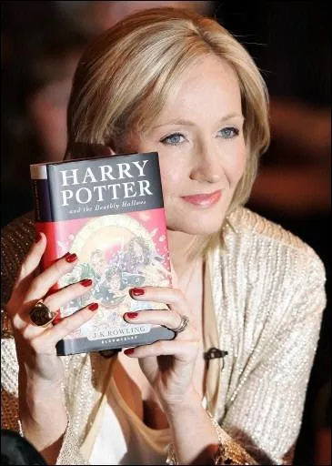 Dans les premires pages du dernier tome, il est crit :  La mort n'est que la traverse du monde, comme des amis traversent les mers...   A qui J. K Rowling a-t-elle emprunt cette citation ?