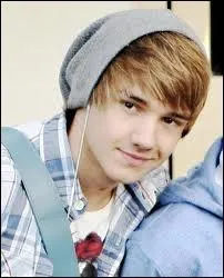 Comment s'appellent ses soeurs ?