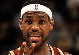 Depuis quand joue-t-il dans son club actuel ?