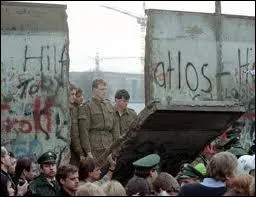 Culture gnrale : en quelle anne le mur de Berlin est-il tomb ?