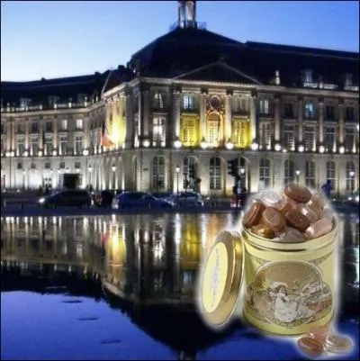 La Fanchonnette est un dlicieux bonbon  la forme ovale, fourr  l'amande, au chocolat, au caf, ou  la pulpe de fruits, cre dans la ville de ... .