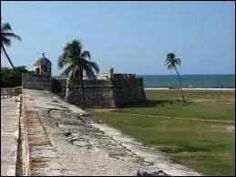 Quel est ce port fortifi sur la mer des Carabes d'o partaient les galions espagnols chargs d'or ?