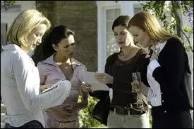 Qui a envoy une lettre de menaces  Mary-Alice Young ?