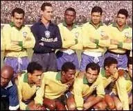 1962 : Le Brésil remporte sa 2e Coupe du monde face à la Tchécoslovaquie. Dans quel pays sud-américain est-ce arrivé ?