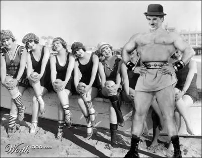 Charlie Chaplin est plus connu sous le nom de...