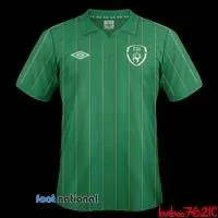 A quelle quipe appartient ce maillot ?