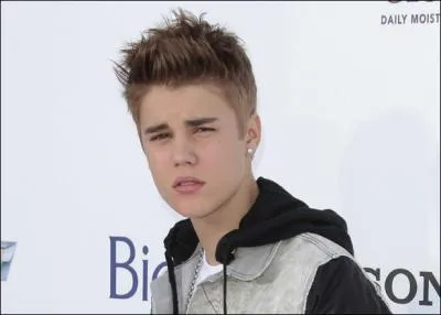 Voici le nom de cette clbrit :