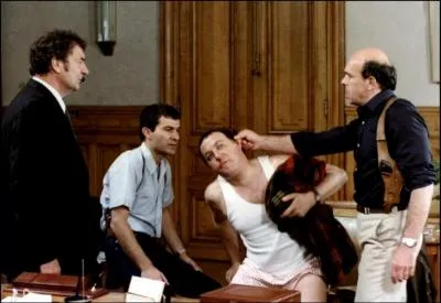 Film avec Coluche et Grard Depardieu. Inpecteur la...