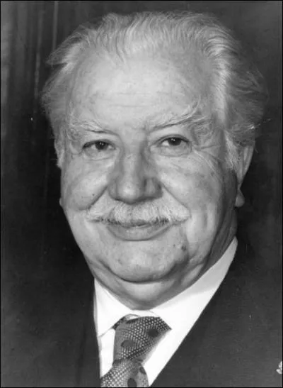 Quelle est son identit ?