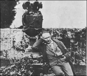 À la suite de quel évènement politique dut-il s'exiler tout d'abord en Belgique dès le 14 décembre ?